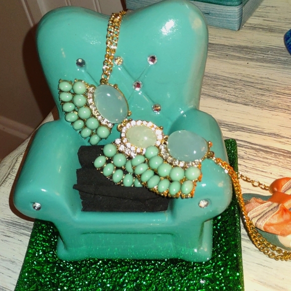 Aqua Moonstone Statement Necklace - Picture 9 of 9